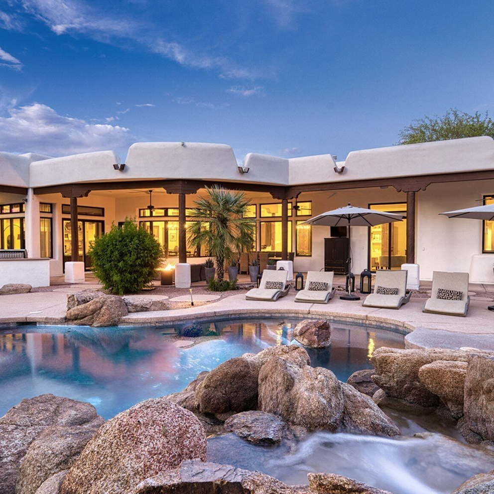Photograph of a luxury family estate in scottsdale