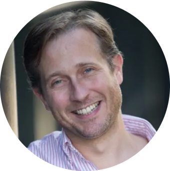 A headshot of Richard Kocher