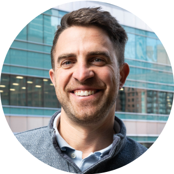 Brandon Ehrhardt, Vice President of Marketing e apresentador do Powering Travel, Expedia Group